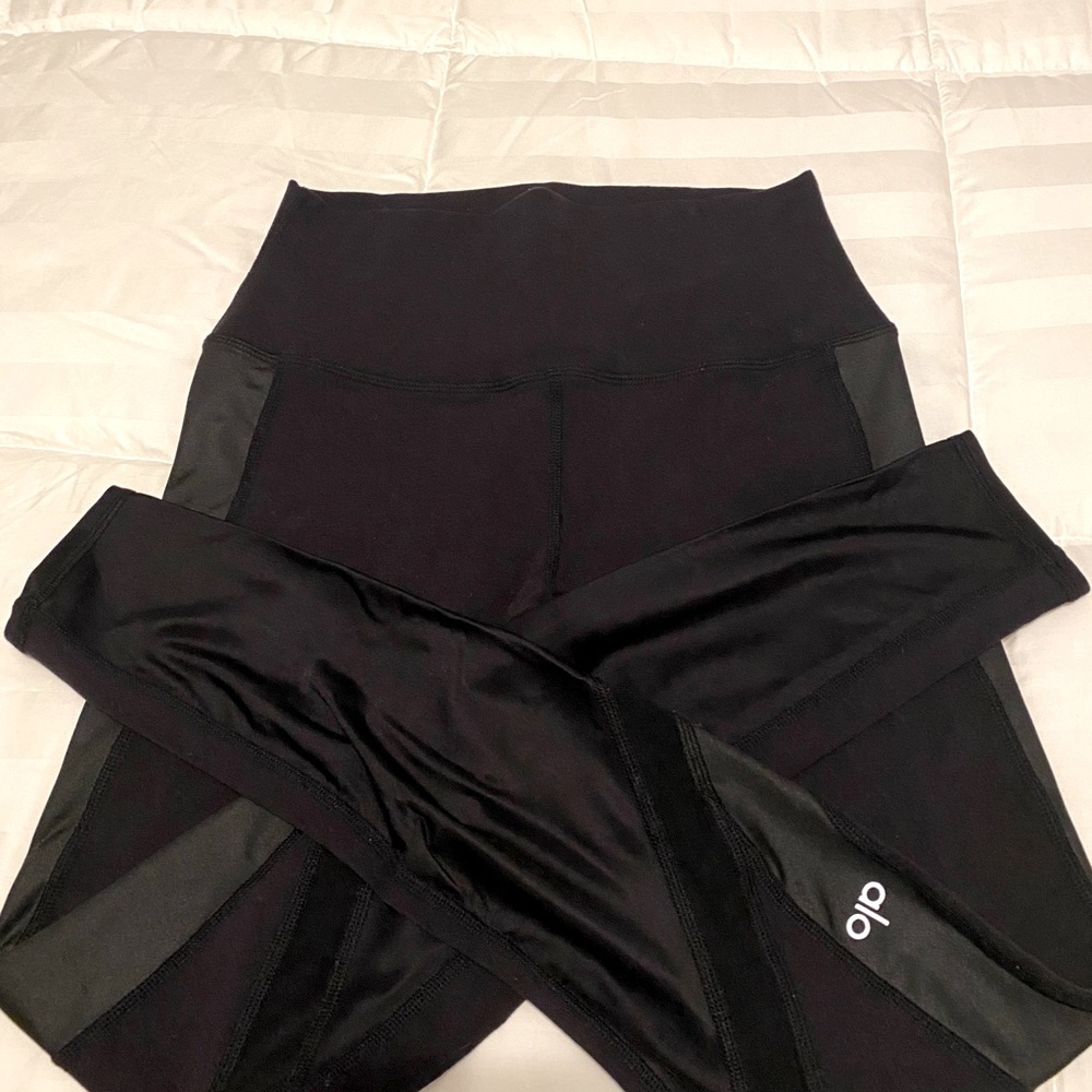 alo leggings